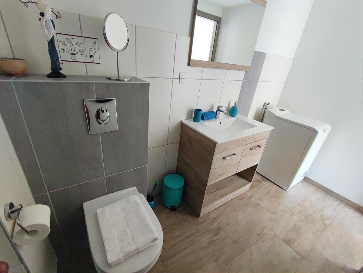 Janea Big Blue House Apartman Reichsfeld Kültér fotó