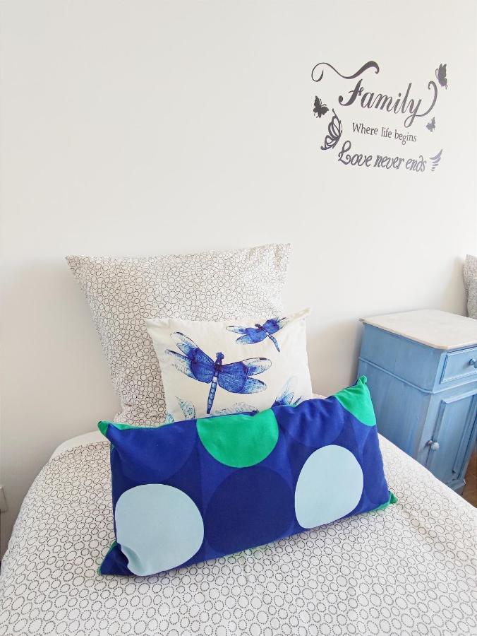 Janea Big Blue House Apartman Reichsfeld Kültér fotó