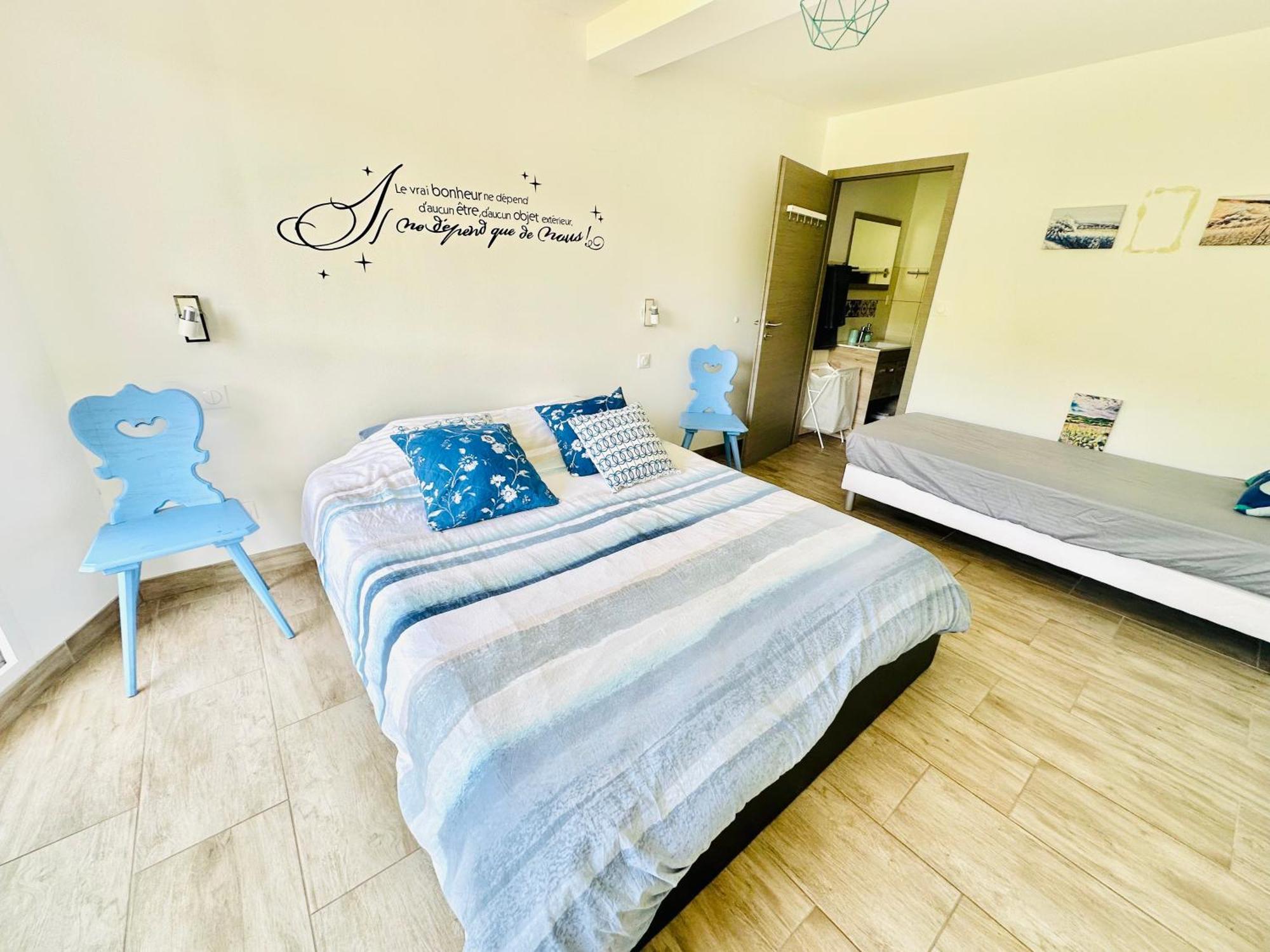 Janea Big Blue House Apartman Reichsfeld Kültér fotó